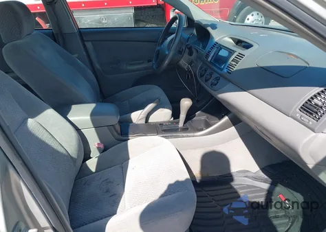 2004 Toyota Camry Le from USA, damaged, VIN 4T1BE32K94U832506